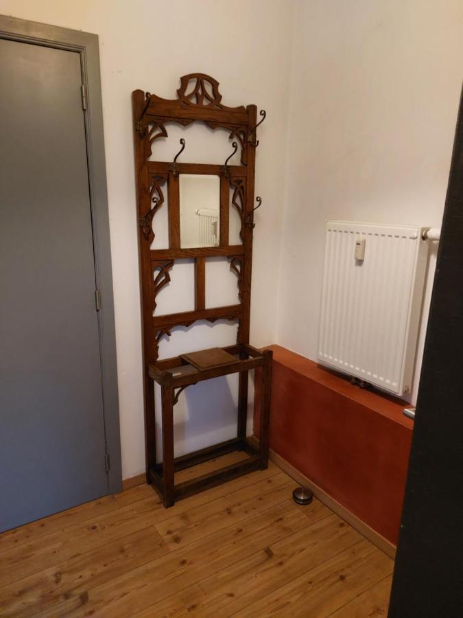 Les Gites Du Pays De Charleroi Esterno foto
